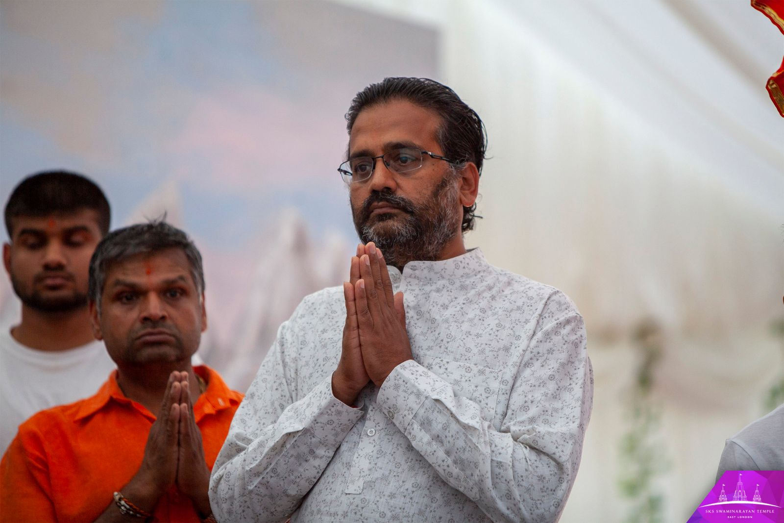 ©1987-2017 SKS Swaminarayan Temple East London